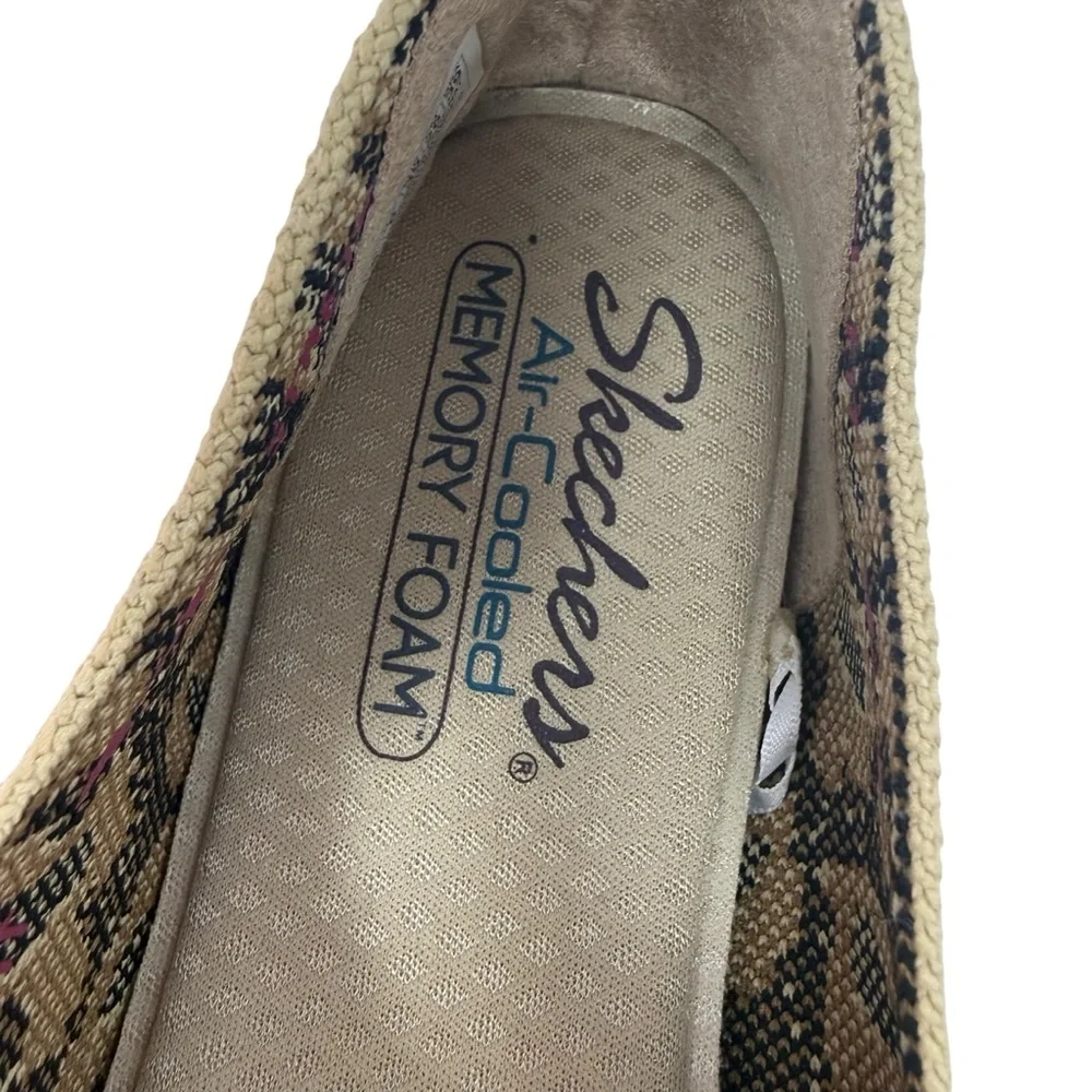 Skechers Cleo Women’s Size 9 Natural Animal Print Flats leopard print shoes